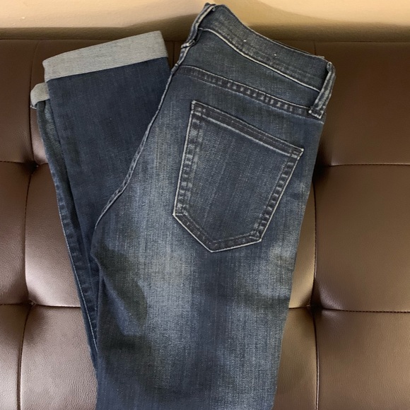 GAP Girlfriend Jeans - Picture 3 of 7